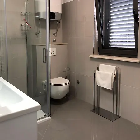 Vila Kata *